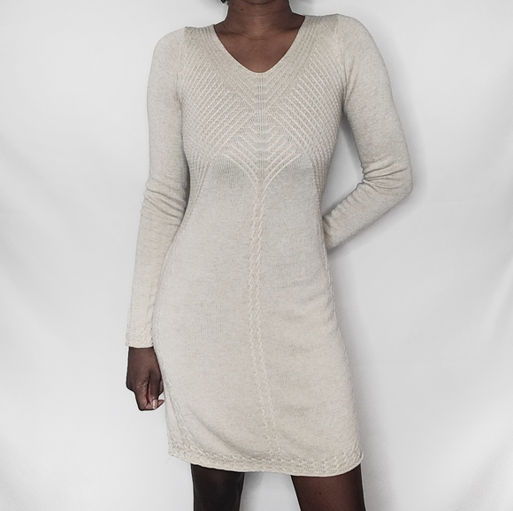 Max Studio Dresses & Skirts - Max Studio Cream Long Sleeve Sweater Dress